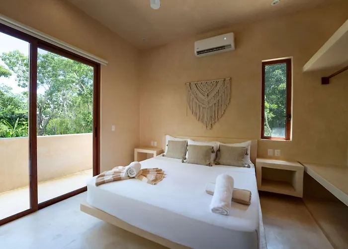 Hébergement de vacances Stylish 3br Ahal With Pool In Holistika Tulum